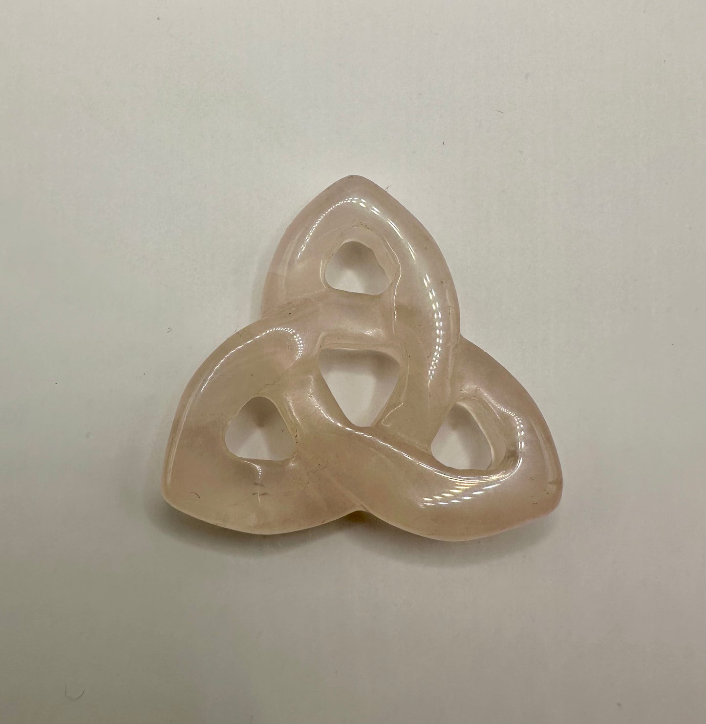 ローズクオーツケルティックノット