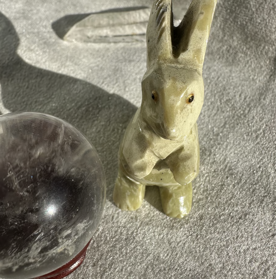 【スペイン発・全世界送料無料】【残1】サーペンティンジェードうさぎ