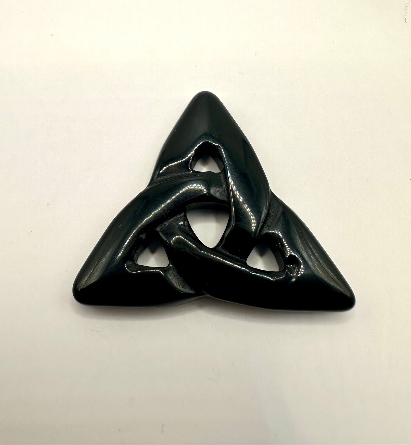 ブラックオブシディアンケルティックノット