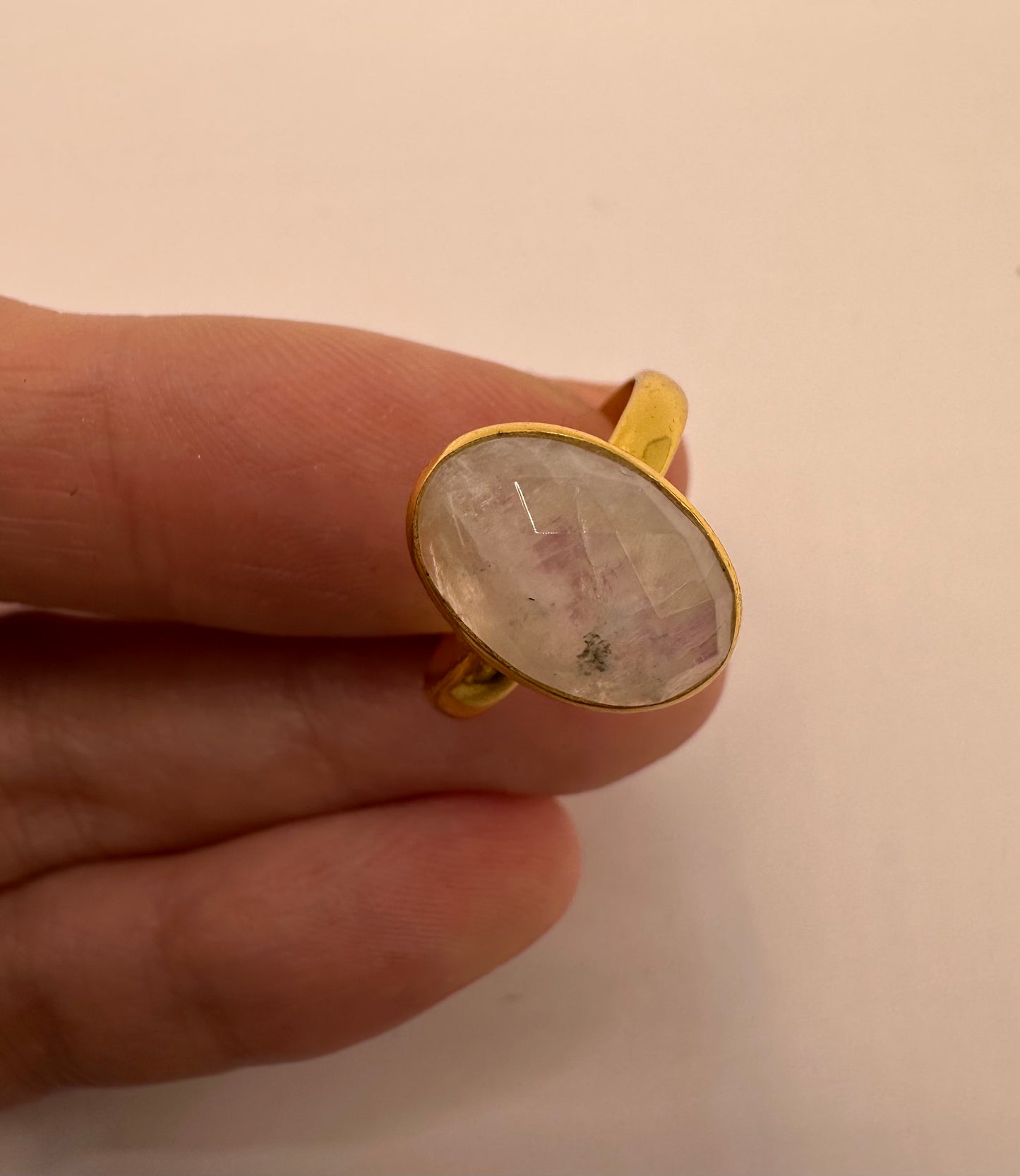 【訳あり商品】未来予知ムーンストーンリング(黒い点あり)