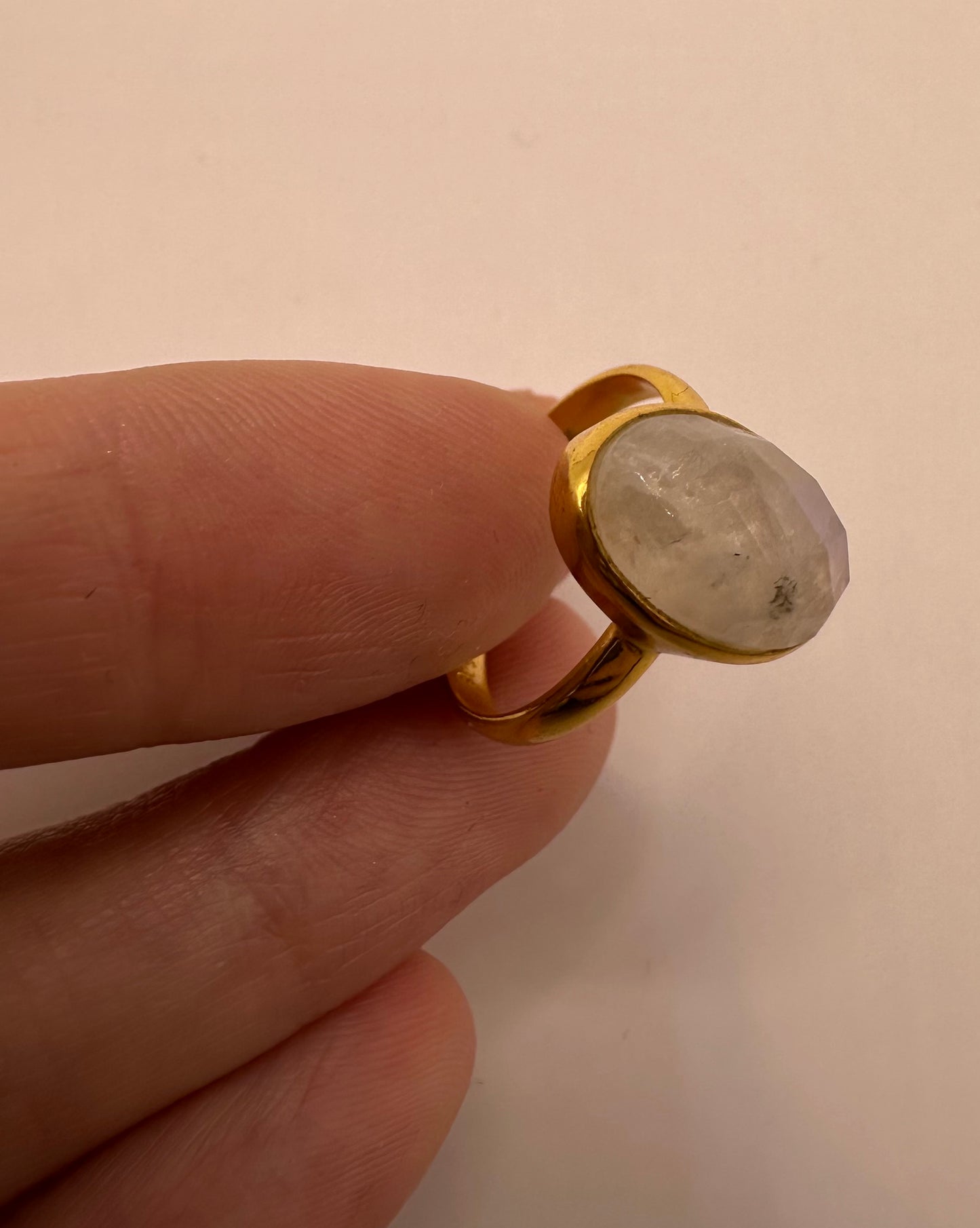 【訳あり商品】未来予知ムーンストーンリング(黒い点あり)