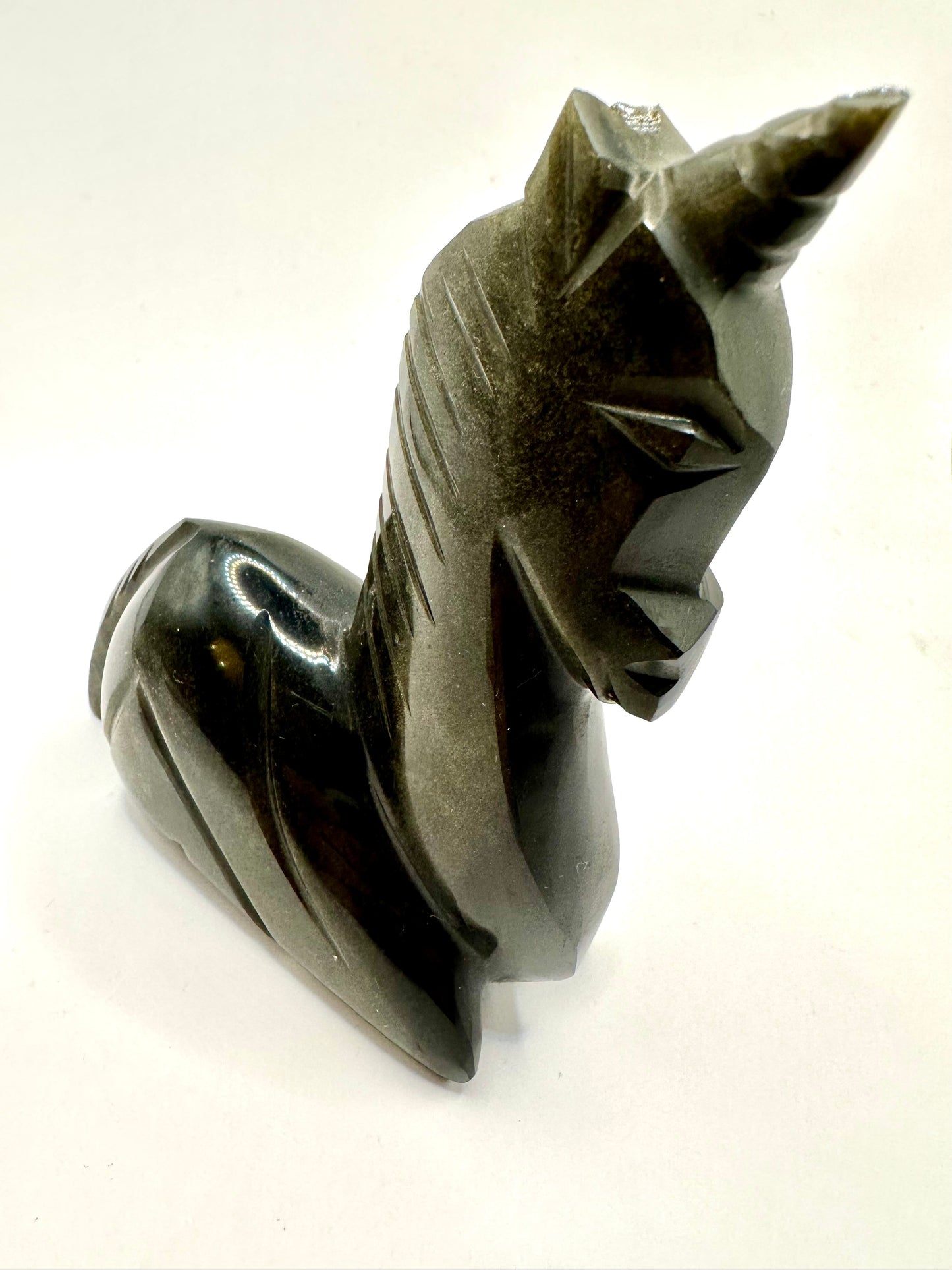 【スペイン発・全世界送料無料】ゴールドオブシディアンユニコーン